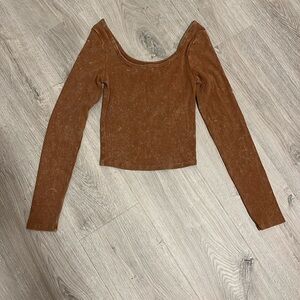 the brand to this top is Wild Fable. Never worn, and size x-small.